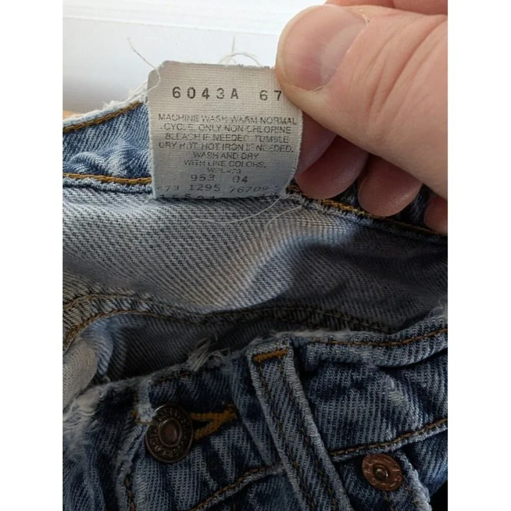 Vintage 90s Levi's 521‎ Jeans Size 10 Long Taper Fit Tapered Leg Denim 28x31 USA